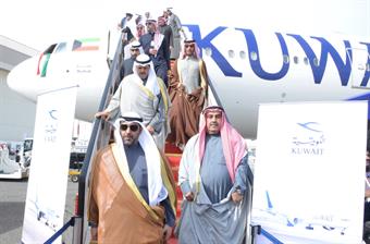 Kuwait opens first-ever airshow to much fanfare