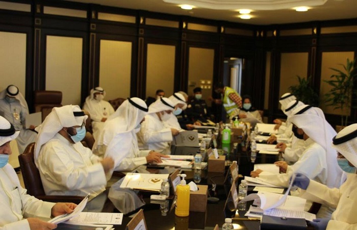 Higher Committee for Restarting the Commercial Flight at Kuwait International Airport Holds its First Meeting