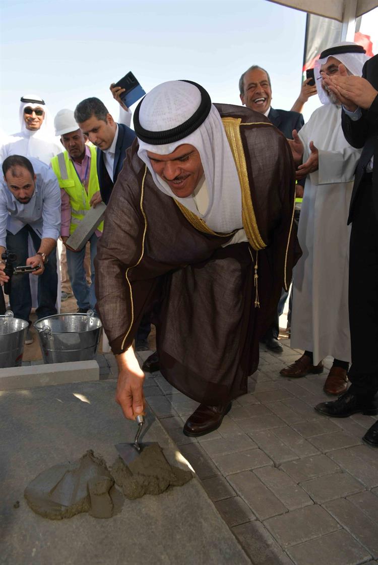  The President of Civil Aviation H.E. Sheikh Salman Sabah Al-Salem Al-Humoud Al-Sabah laid the foundation stone of the third runway and the ATC tower