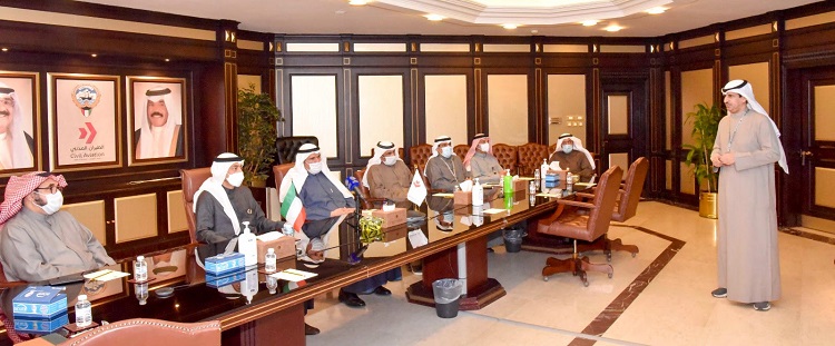 Minister of State for Housing Affairs and Minister of State for Services Affairs Reviews Civil Aviation Preparations to Implement the Latest Decisions of the Council of Ministers