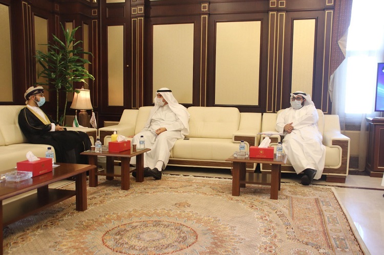 H.E. President of Civil Aviation Receives Oman ambassador 